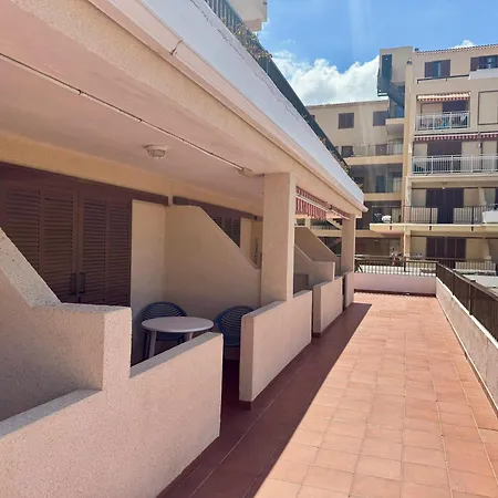 Golden Mile Getaway - Americas Tenerife 아파트