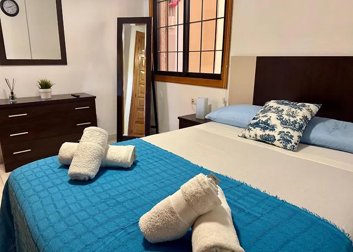 Golden Mile Getaway - Americas Tenerife * Playa de las Americas (Tenerife)